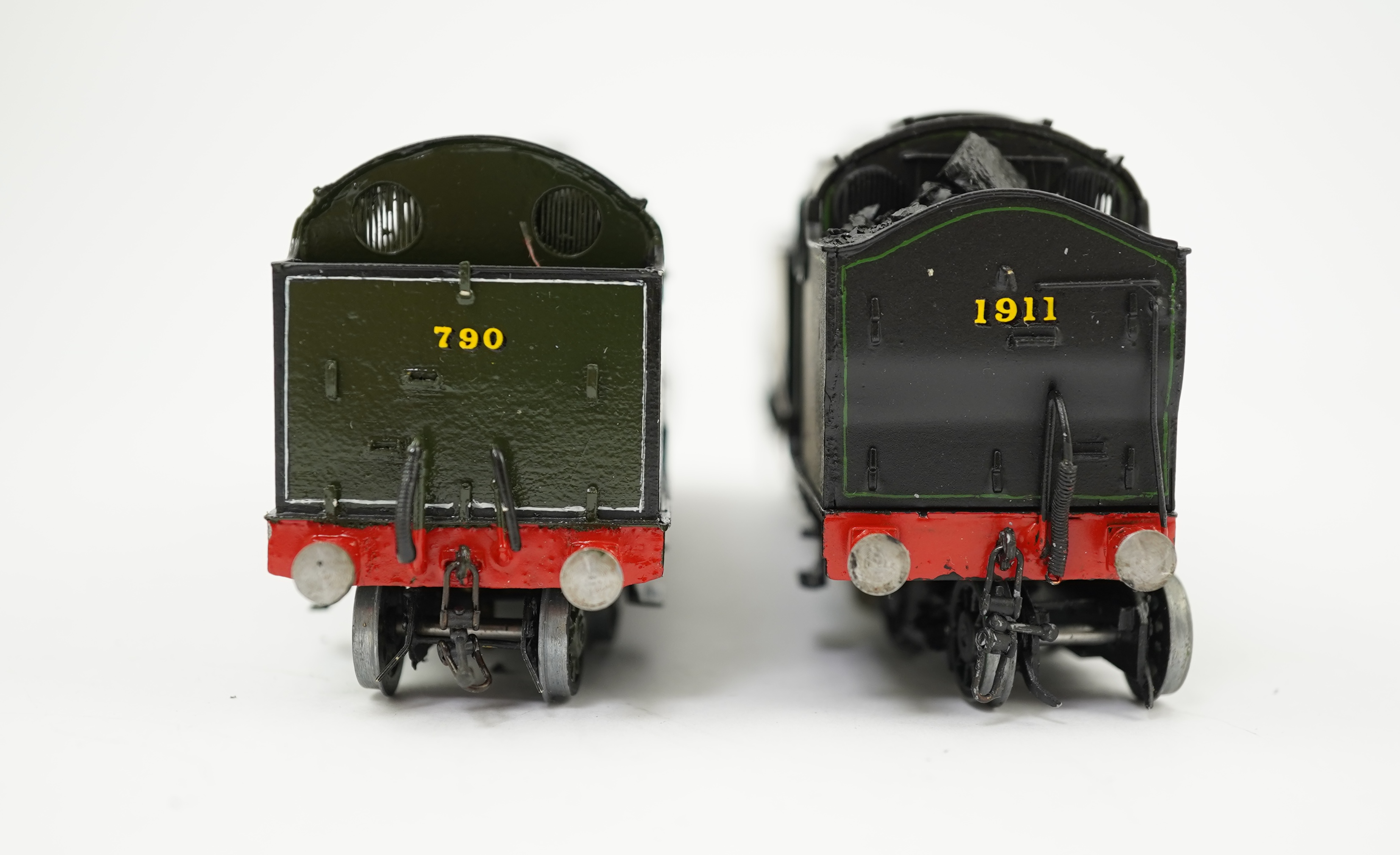 Two 00 gauge brass and white metal kit built Southern Railway Maunsell tank locomotives; a River class 2-6-4T, River Avon 790, together with a W class 2-6-4T, 1911, constructed, painted and lined to a high standard, both